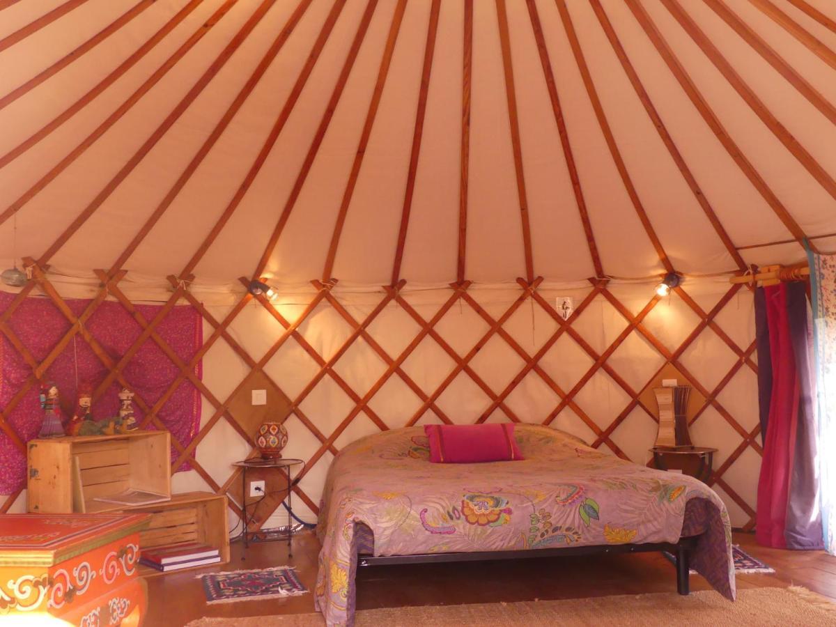 Les Yourtes D'Hotes Plouguiel Екстер'єр фото